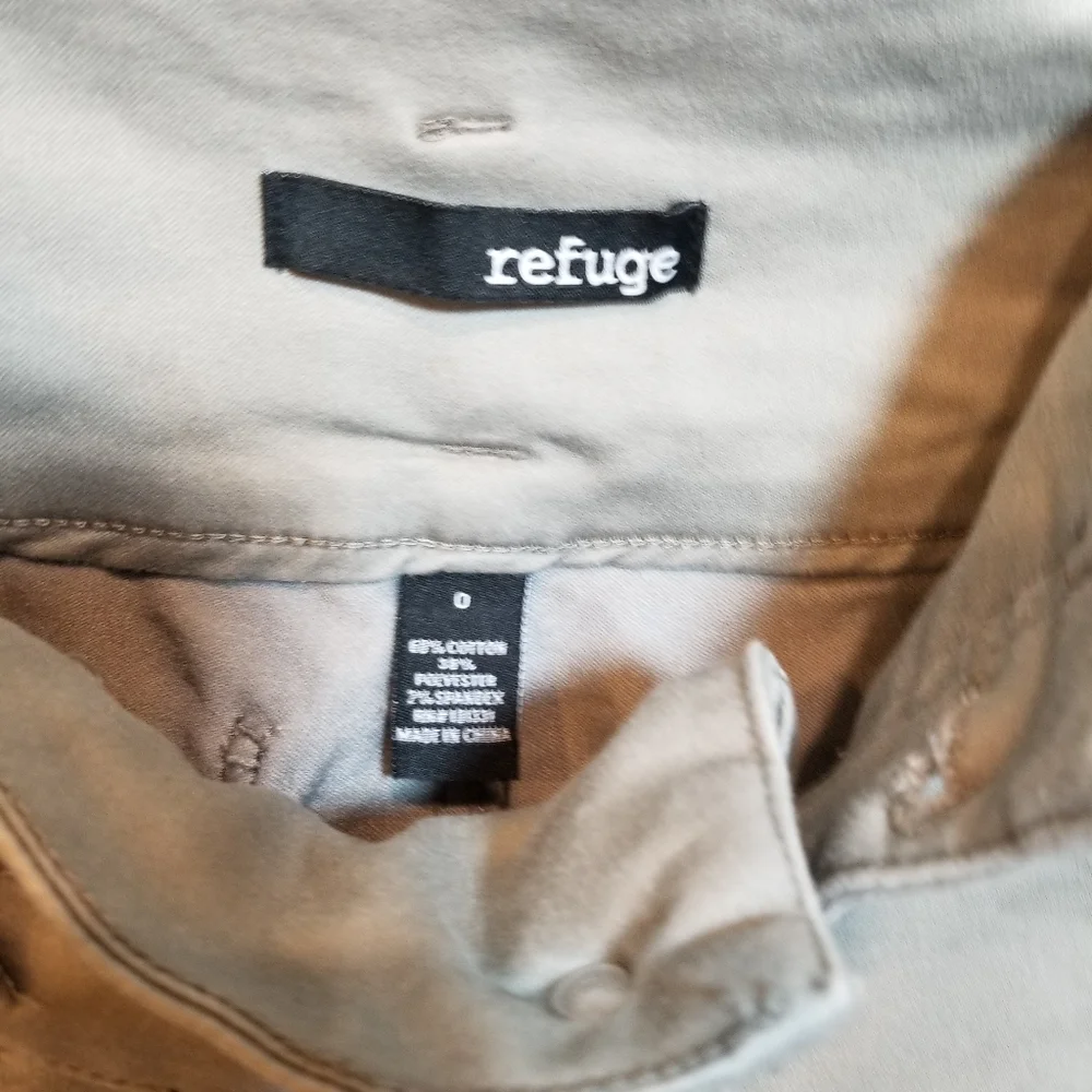 REFUGE Beige Women's Tan High Waist Button Fly Zip Shorts Size 0